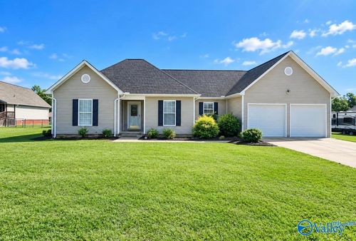 534 East Henderson Road, Boaz, AL, 35957 | Card Image