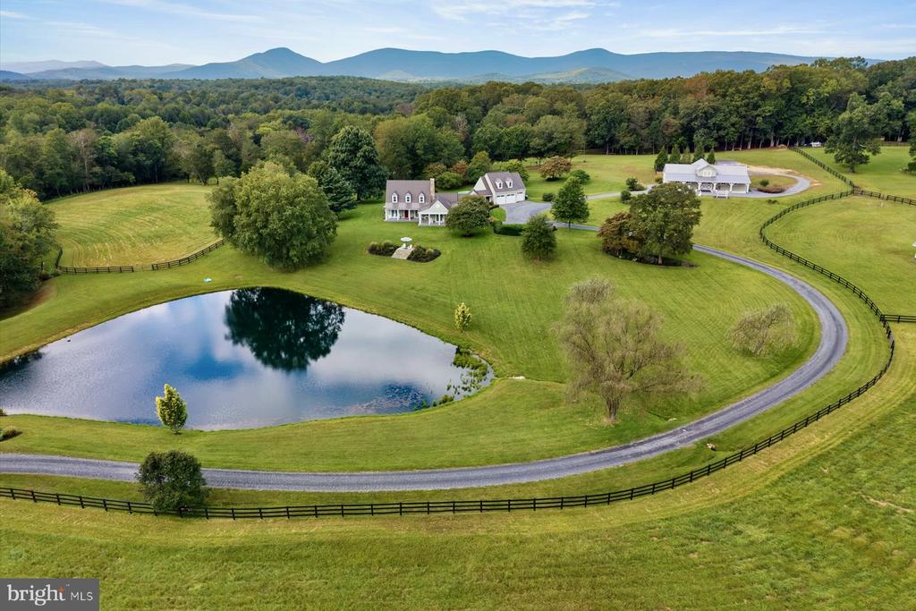 5742 Keyser Rd, For Sale in Hume - eXp Realty