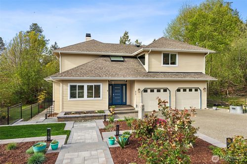 804 S 280th St, Des Moines, WA, 98198-8221 | Card Image