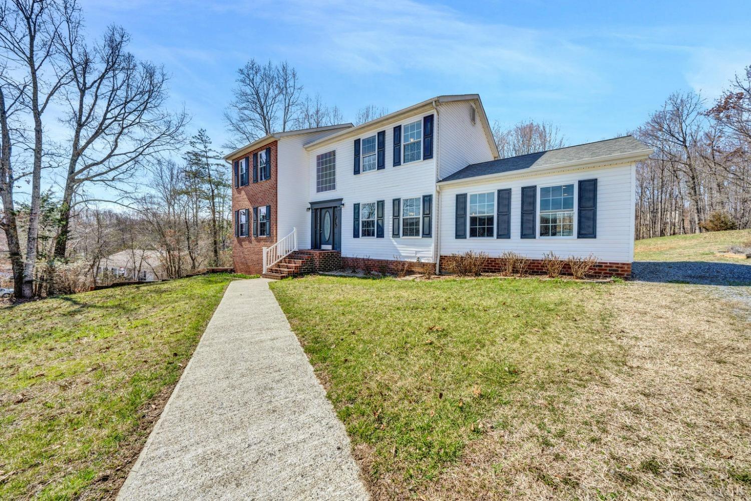 Dodson Dr, Rustburg, VA 24588