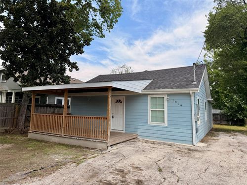 1809 Reese St, Houston, TX, 77012-3352 | Card Image