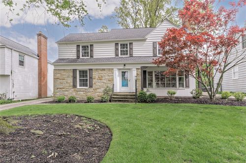 22275 Rye Rd, Shaker Heights, OH, 44122-3039 | Card Image