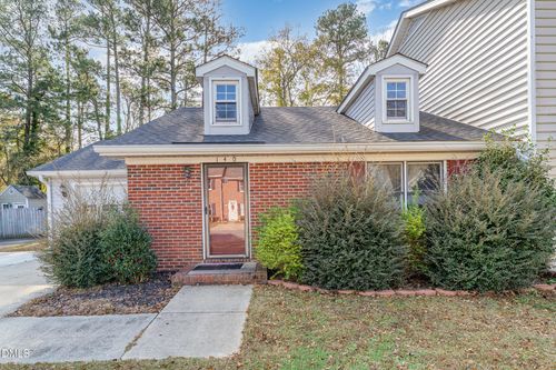 140 Rollingwood Dr, Dunn, NC, 28334-8463 | Card Image