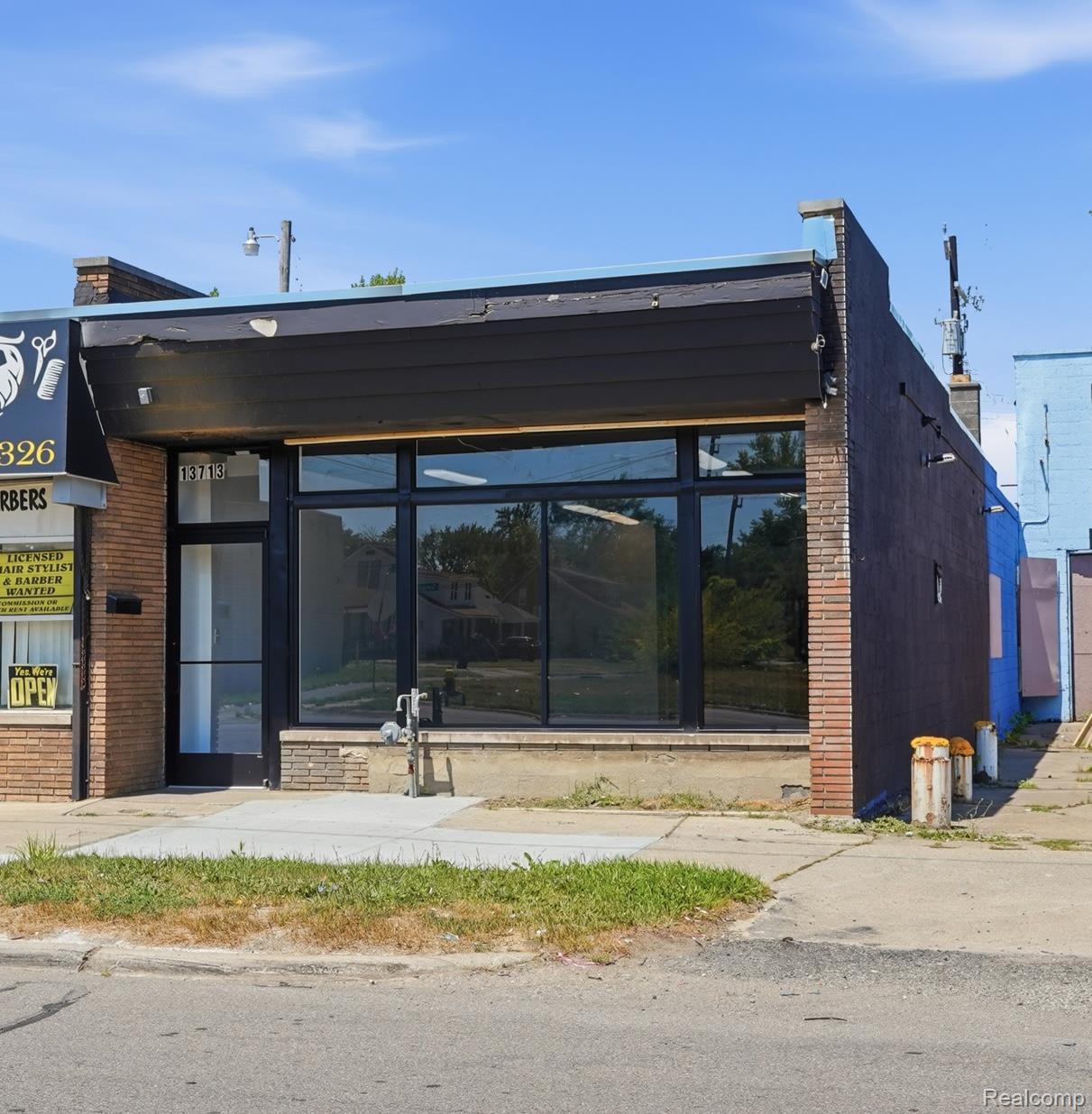Commercial Sale in Detroit 2