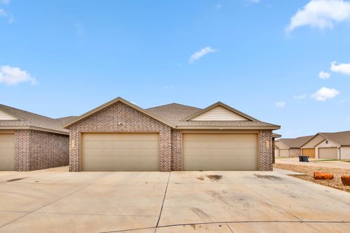 5615 Kemper St, Lubbock, TX, 79416-2365 | Card Image