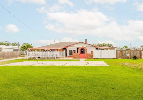 420 Bayou Blue Rd, Houma, LA, 70364-4126 | Card Image