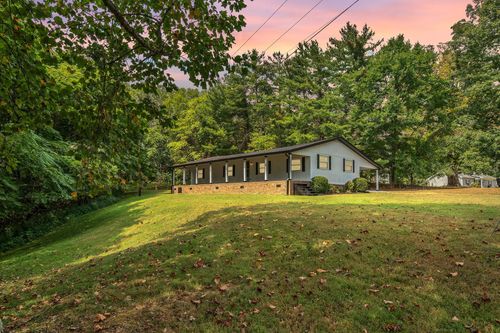 977 Weeping Willow Rd, Hendersonville, TN, 37075-8753 | Card Image