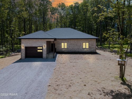 18 Osprey Cir, Lake Ariel, PA, 18436-4223 | Card Image