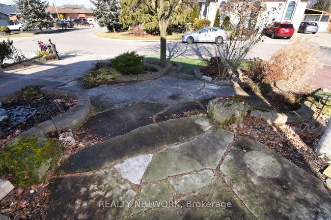 14 Ingrid Crt, House other with 6 bedrooms, 4 bathrooms and 1 parking in Hamilton ON | Image 6