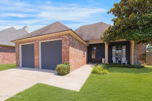 105 Beaufort Circle, Youngsville, LA, 70592 | Card Image