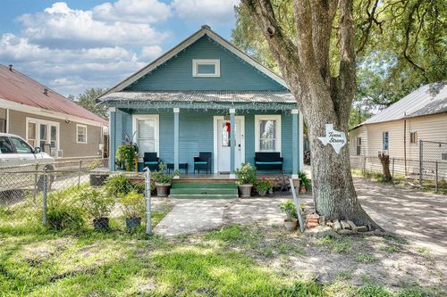 2213 Bonnie St, West Orange, TX, 77630-6260 | Card Image