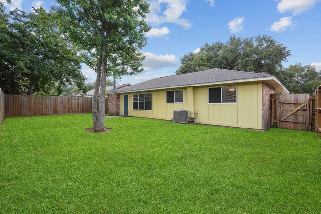 14138 Rosetta Dr, House other with 3 bedrooms, 2 bathrooms and 2 parking in Cypress TX | Image 33