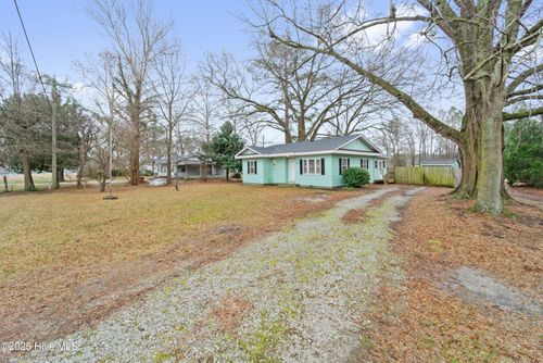 362 N Nc 11 And 903 Hwy, Kenansville, NC, 28349-8710 | Card Image