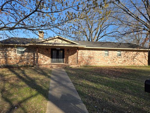201 Robin Way St, Mount Vernon, TX, 75457-3219 | Card Image