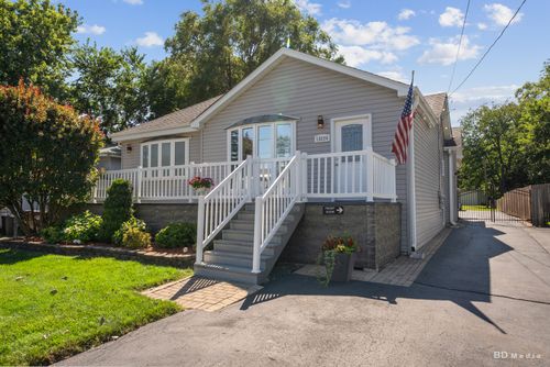 15226 Kilpatrick Avenue, Oak Forest, IL, 60452 | Card Image