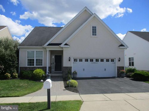 3 Montclaire Rd, Medford, NJ, 08055-9530 | Card Image