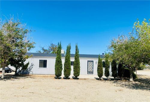 11226 Ponderosa Rd, Pinon Hills, CA, 92372 | Card Image