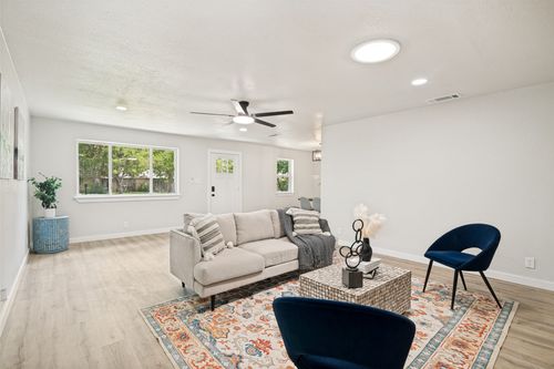 3 Amity Ln, Rockwall, TX, 75087-6802 | Card Image