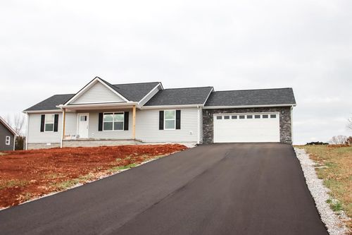 154 Peaceful Lane, Sparta, TN, 38583 | Card Image