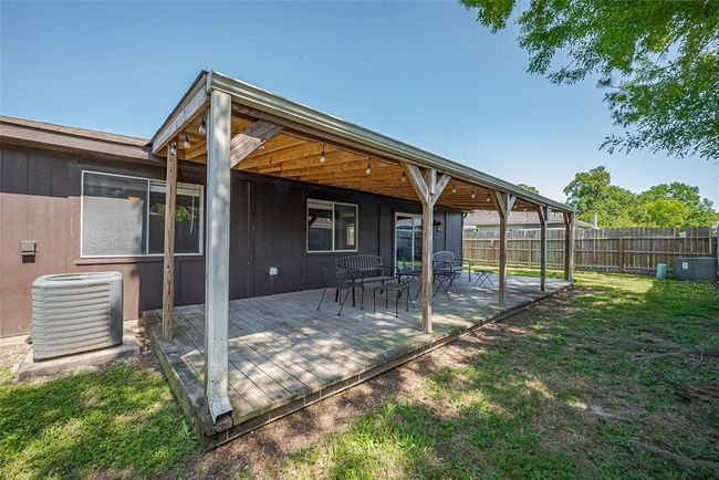 28903 Raestone St, House other with 3 bedrooms, 2 bathrooms and 2 parking in Spring TX | Image 10