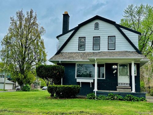 388 Lakewood St, Detroit, MI, 48215-3154 | Card Image