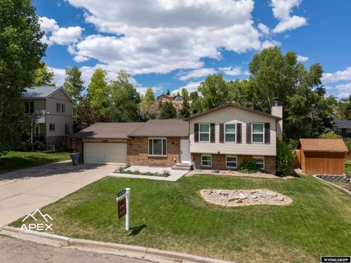 126 Briarwood Ct, Evanston, WY, 82930-4754 | Card Image