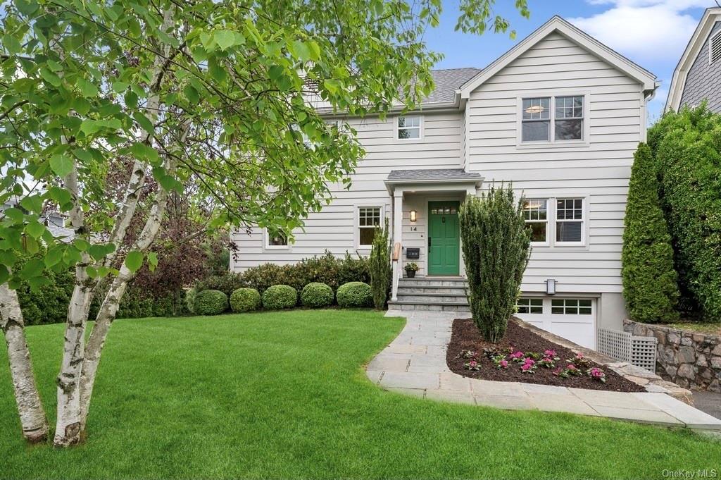 Manor Ln, Larchmont, NY 10538