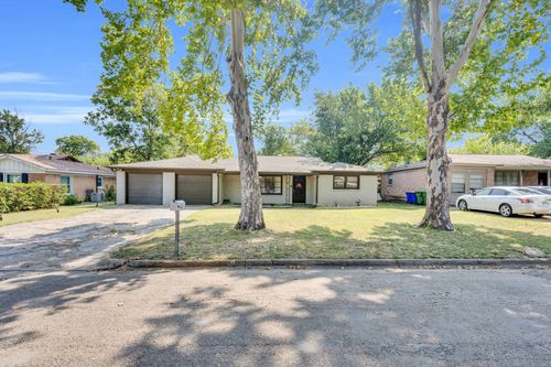 717 June Dr, White Settlement, TX, 76108-2824 | Card Image