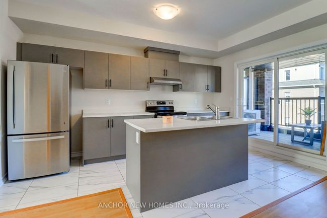 2091 Prestonvale Rd, House attached with 4 bedrooms, 3 bathrooms and 1 parking in Courtice ON | Image 15
