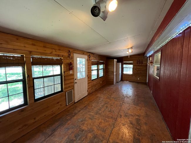 2071 Rolling River Vw, House other with 3 bedrooms, 2 bathrooms and null parking in Spring Branch TX | Image 42