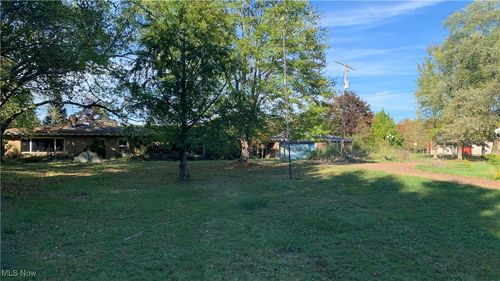 16474 Palmyra Rd, Diamond, OH, 44412-9617 | Card Image