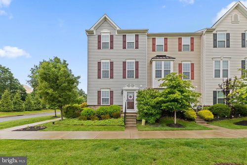 10 Washington Sq, SPRING CITY, PA, 19475-1539 | Card Image