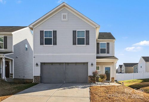 10231 Holly Park Dr, Charlotte, NC, 28214-7162 | Card Image