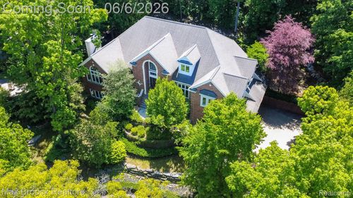 6604 College Park Drive, Springfield Charter Township, MI, 48346 | Card Image