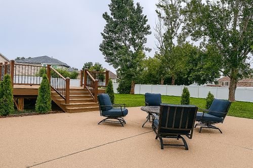 1102 Brian Dr, Manteno, IL, 60950-3713 | Card Image