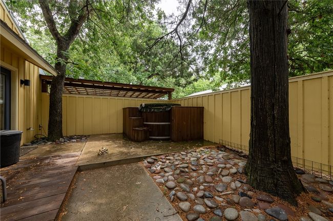 Casita patio with outdoor shower and patio | Image 47
