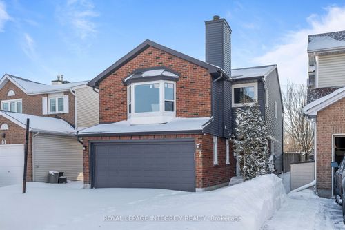 83 Saddle Cres, Ottawa, ON, K1G5L3 | Card Image