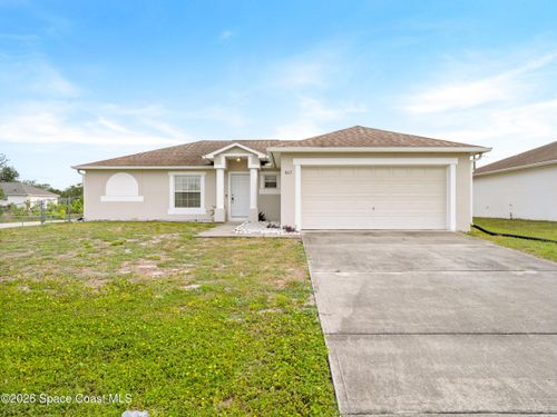 867 Fairhaven St Ne, Palm Bay, FL, 32907-3273 | Card Image