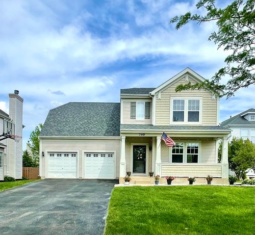 749 S Vintage Ln, Round Lake, IL, 60073-4262 | Card Image
