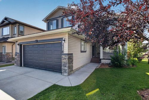 1713 High Park Dr Nw, High River, AB, T1V0A4 | Card Image