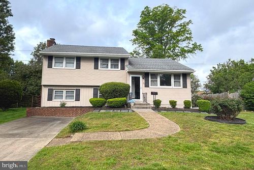 12 Meadow Ln, WEST DEPTFORD, NJ, 08096-6329 | Card Image