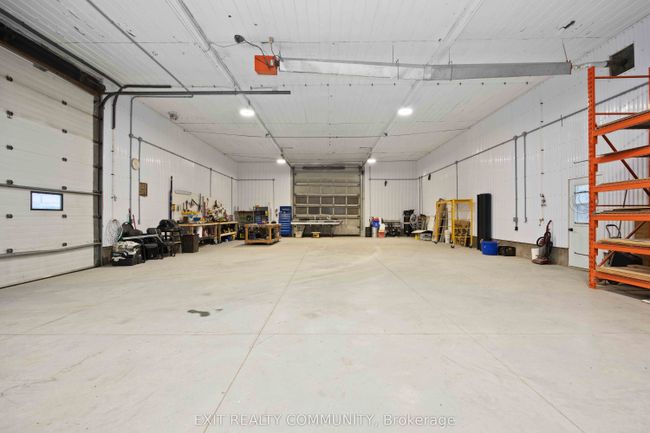 329 Parkhill Dr, Home with 0 bedrooms, 1 bathrooms and null parking in Thedford ON | Image 21