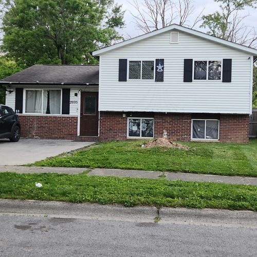 2695 Glenbriar St, Columbus, OH, 43232-4669 | Card Image
