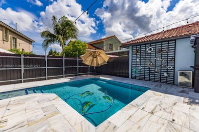 8114 Sw 157 Ct, House other with 5 bedrooms, 3 bathrooms and null parking in Miami FL | Image 1