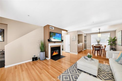 5342 Bishop St, Cypress, CA, 90630-3090 | Card Image