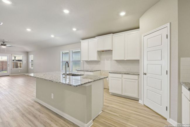 9626 Grand Via Blvd, House other with 3 bedrooms, 2 bathrooms and null parking in Converse TX | Image 19