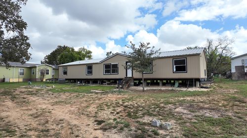 152 Chiero Ln, Seguin, TX, 78155-7710 | Card Image