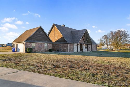 6865 Wilson St, Durant, OK, 74701-8266 | Card Image