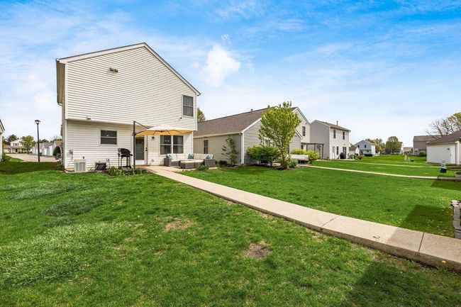 6045 Treaty Ln, Condo with 3 bedrooms, 3 bathrooms and null parking in Galloway OH | Image 25