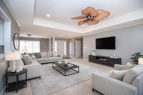 372 W Autumn Ridge Rd, Moore, SC, 29369-8929 | Card Image